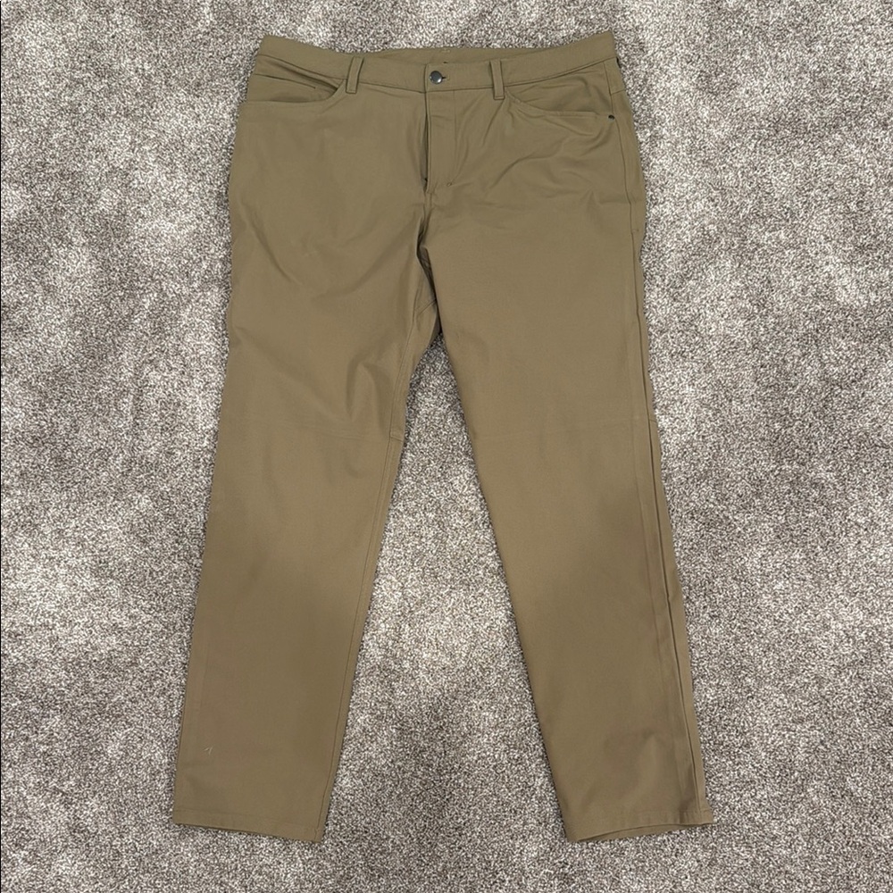 Men's lululemon pants 38inch waste